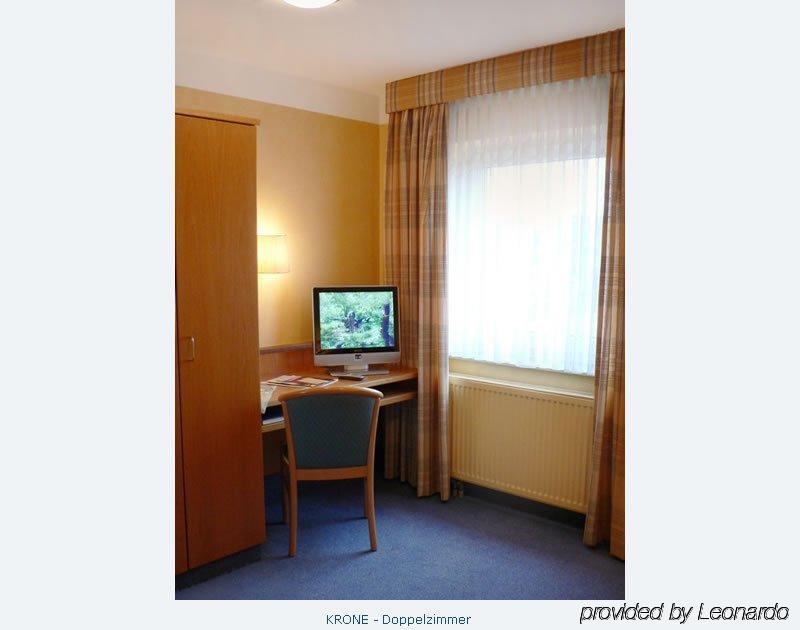 Akzent Hotel Krone Helmstadt Екстериор снимка